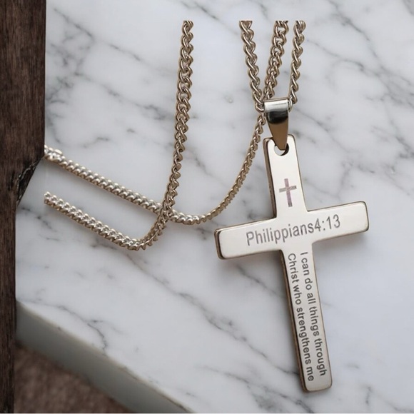 Cross Pendant Necklace NWOT - Picture 2 of 3